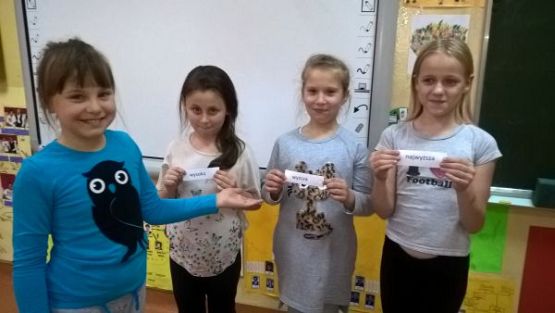 Grafika #7: Pracowity listopad trzecioklasistów