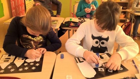 Grafika #9: Rozmaitości w klasie trzeciej