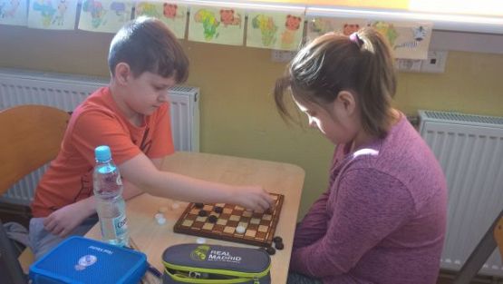 Grafika #8: Rozmaitości w klasie trzeciej