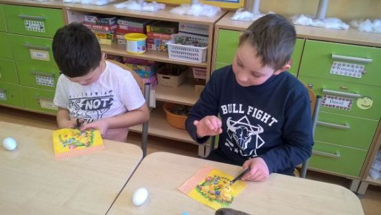 Grafika #8: Rodzinnych Świąt Wielkanocnych!- Klasa 3