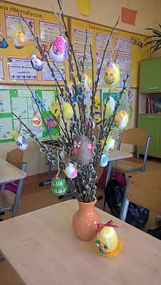 Grafika #9: Rodzinnych Świąt Wielkanocnych!- Klasa 3