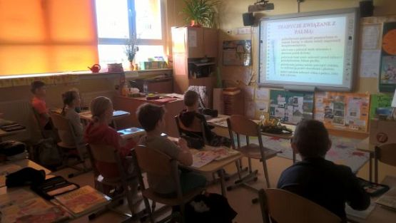 Grafika #7: Rodzinnych Świąt Wielkanocnych!- Klasa 3