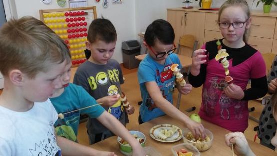 Grafika #6: MALI ODKRYWCY Z KLASY PIERWSZEJ