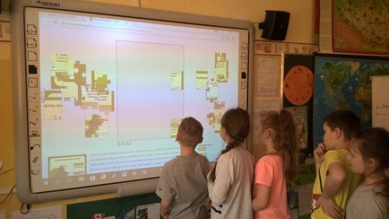 Grafika #8: Kwiecień w klasie trzeciej