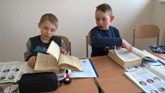 Grafika #0: Kwiecień w klasie trzeciej