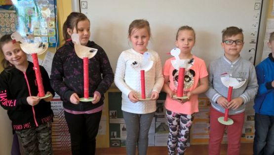 Grafika #1: Zajęcia plastyczne w klasie trzeciej