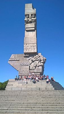 Grafika #0: Wycieczka do Muzeum II Wojny Światowej i na Westerplatte