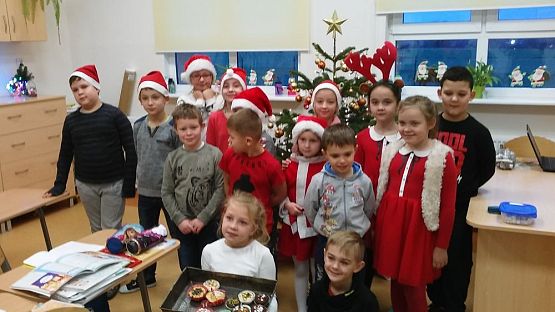 Grafika #4: MIKOŁAJKI W KLASIE II