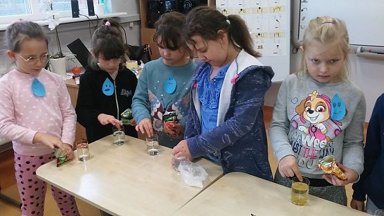 Grafika #2: Wodne eksperymenty