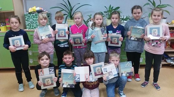 Grafika #0: Kampania społeczna "Mała książka - wielki człowiek"