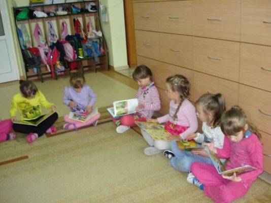 Grafika #12: Nowinki z wiejskiego podwórka