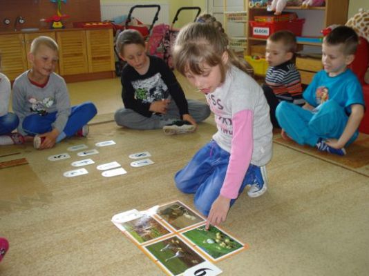 Grafika #34: Nowinki z wiejskiego podwórka