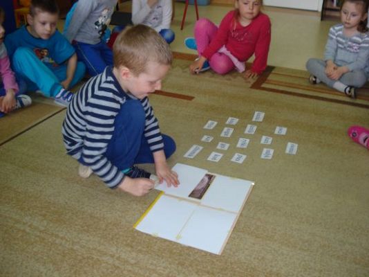 Grafika #20: Nowinki z wiejskiego podwórka