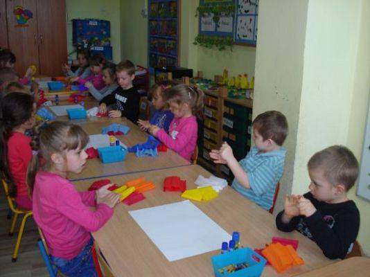 Grafika #37: Wiosna na łące