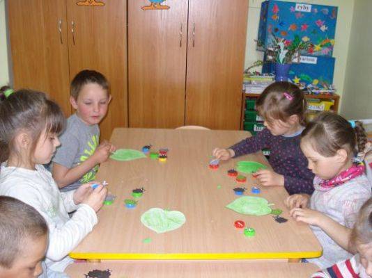 Grafika #23: Wiosna na łące