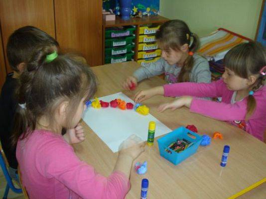 Grafika #39: Wiosna na łące