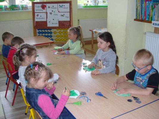 Grafika #22: Wiosna na łące