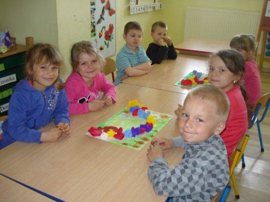 Grafika #44: Wiosna na łące