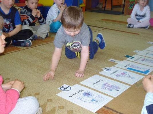 Grafika #4: Poznajemy różne zawody