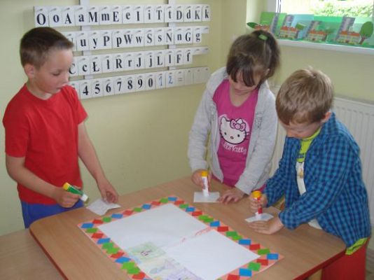 Grafika #22: Dzieci z całego świata