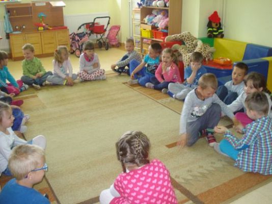 Grafika #3: Dzieci z całego świata