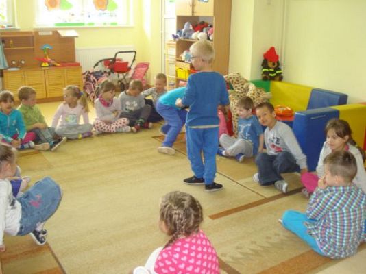 Grafika #2: Dzieci z całego świata