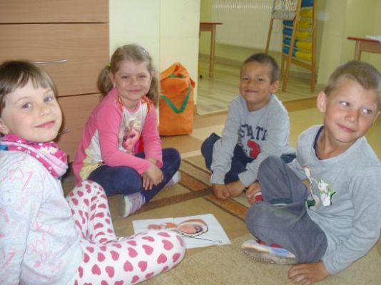 Grafika #8: Dzieci z całego świata