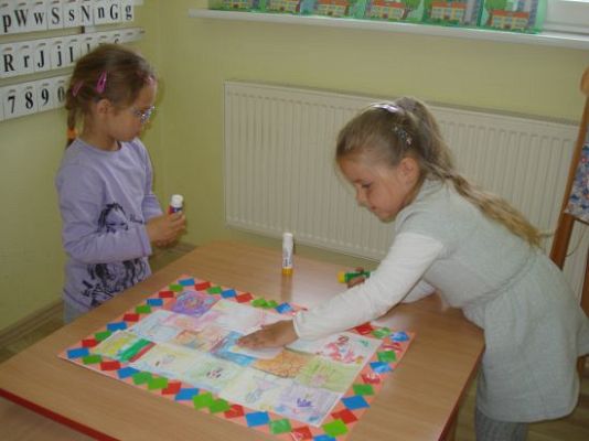 Grafika #27: Dzieci z całego świata