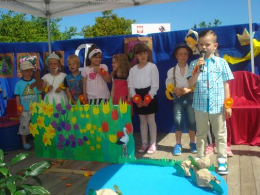 Grafika #49: Moje podwórko