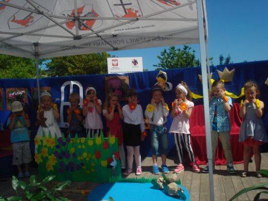 Grafika #54: Moje podwórko