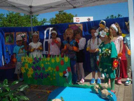 Grafika #47: Moje podwórko