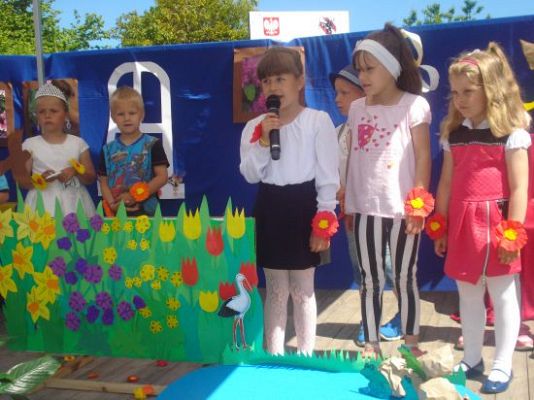 Grafika #50: Moje podwórko