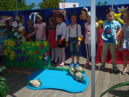 Grafika #44: Moje podwórko