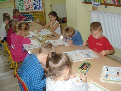 Grafika #68: Urządzenia elektryczne