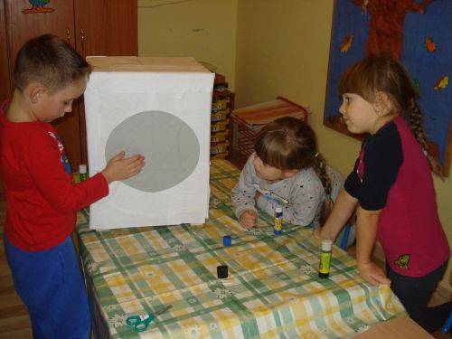 Grafika #31: Urządzenia elektryczne