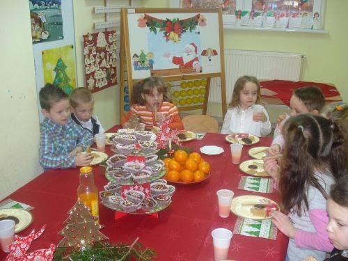 Grafika #100: Święta, święta