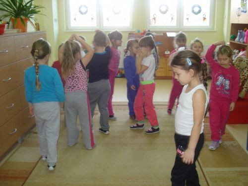 Grafika #14: Zabawy na śniegu