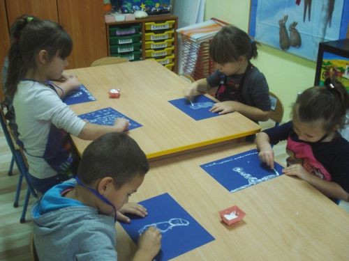 Grafika #6: Zabawy na śniegu