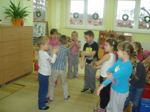 Grafika #63: Zabawy na śniegu