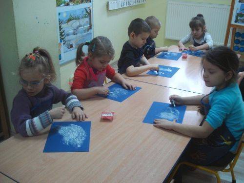 Grafika #7: Zabawy na śniegu