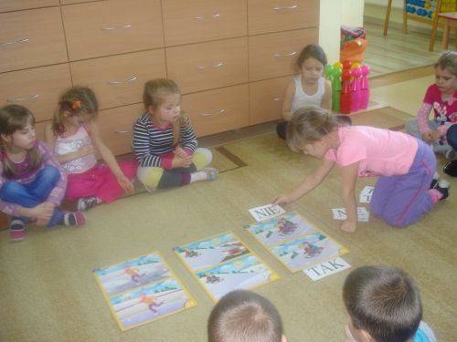 Grafika #44: Zabawy na śniegu