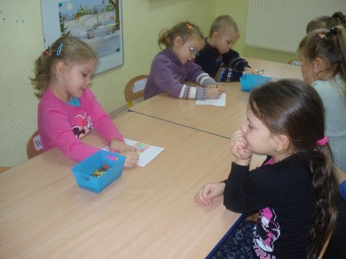 Grafika #95: Zabawy na śniegu