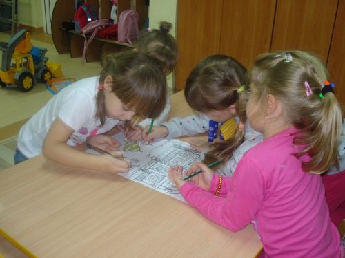 Grafika #98: Zabawy na śniegu