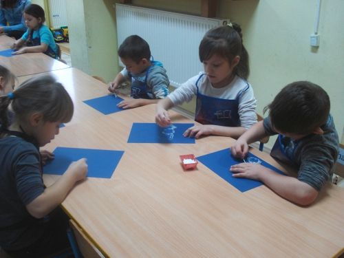 Grafika #0: Zabawy na śniegu