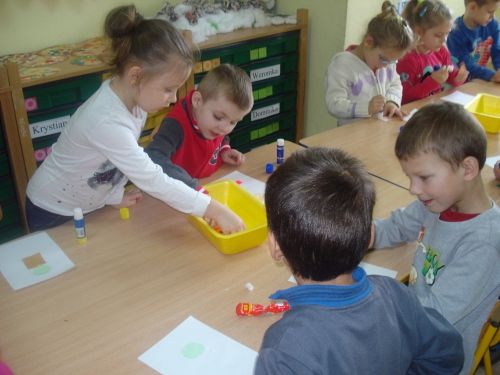 Grafika #79: Znamy te baśnie