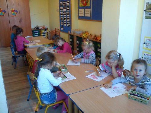 Grafika #0: Droga do przedszkola