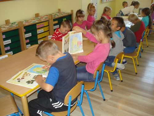 Grafika #1: Nadeszła jesień