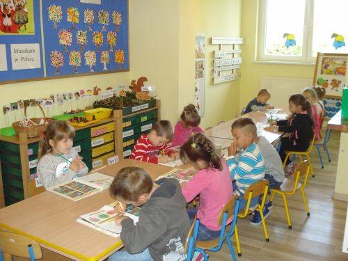 Grafika #8: Co robią zwierzęta jesienią?