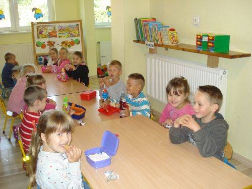 Grafika #3: Co robią zwierzęta jesienią?