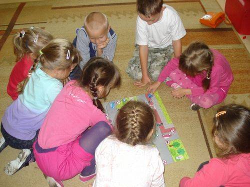 Grafika #28: Jesień w sadzie